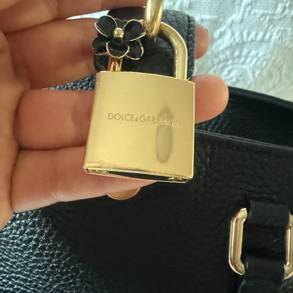 Authentic Dolce & Gabbana Black Shoulder Bag with Gold Lock - Picture 11 of 14